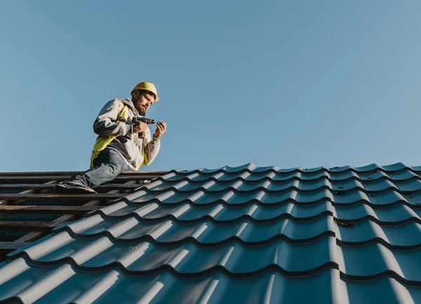 A Simple Guide to Roofing Services for Homeowners