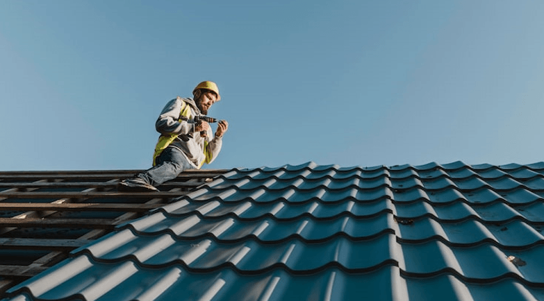 A Simple Guide to Roofing Services for Homeowners