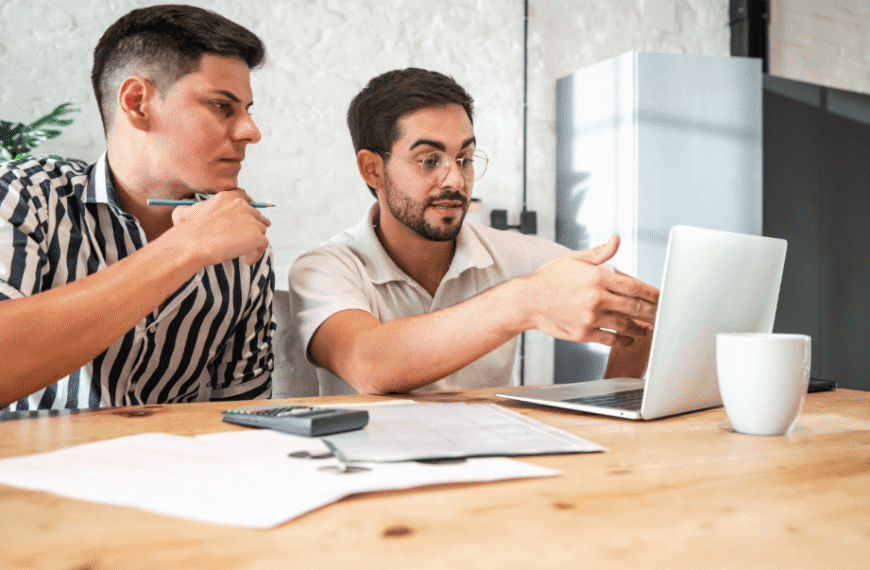 Freelancer vs Agency Choosing the Right Website WordPress Developer