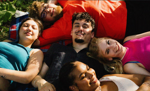 Making New Friends Online: How Voice-First Apps Like Xena Help