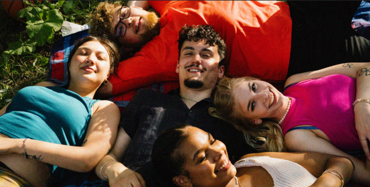 Making New Friends Online: How Voice-First Apps Like Xena Help
